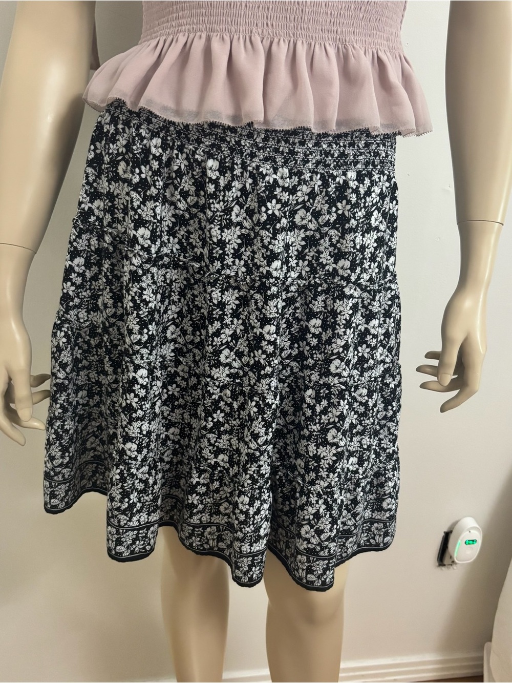 Max Studio Black & White Floral Smocked Circle Skirt